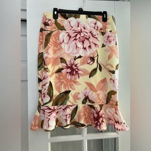 BOGO NYCC Yellow & Pink Floral Skirt , Size Medium